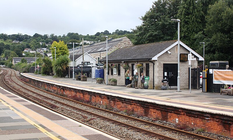 Lostwithiel Station