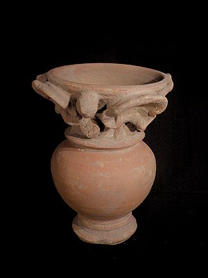 [Pot stand] 3 Majapahit terracotta pot stand (2).JPG