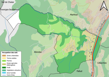 Színes térkép mutatja a földhasználatot.