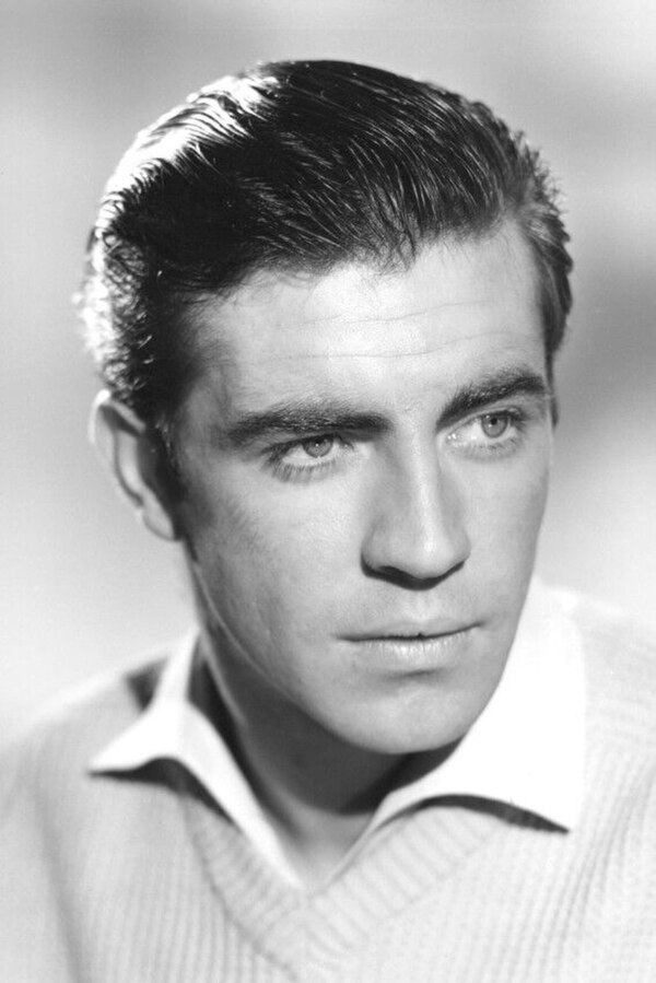 Bates head shot for his film debut, The Entertainer (1960).