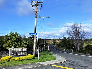 <span class="mw-page-title-main">Algies Bay</span> Suburb of Auckland Council in New Zealand