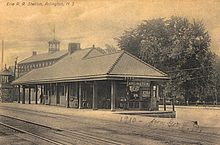 Arlington station in 1910 during its days as an Erie Railroad station Arlington Station, 1910.JPG