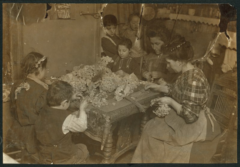 File:Artificial flower making at 8 cents a gross. Youngest child working is 5 years old. LOC cph.3a27326.tif