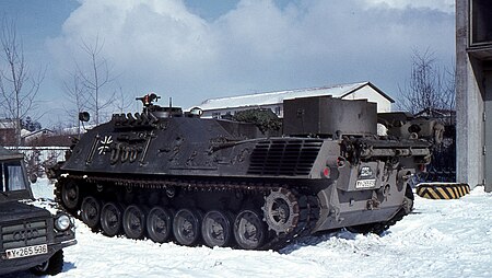 BergePz 2 Standard, 3. PzArtBtl 365 Walldürn, März 1970 (1 tank and 1 military automobile)