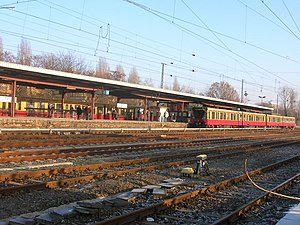 ברלין S-Bahnhof Greifswalder Straße.JPG