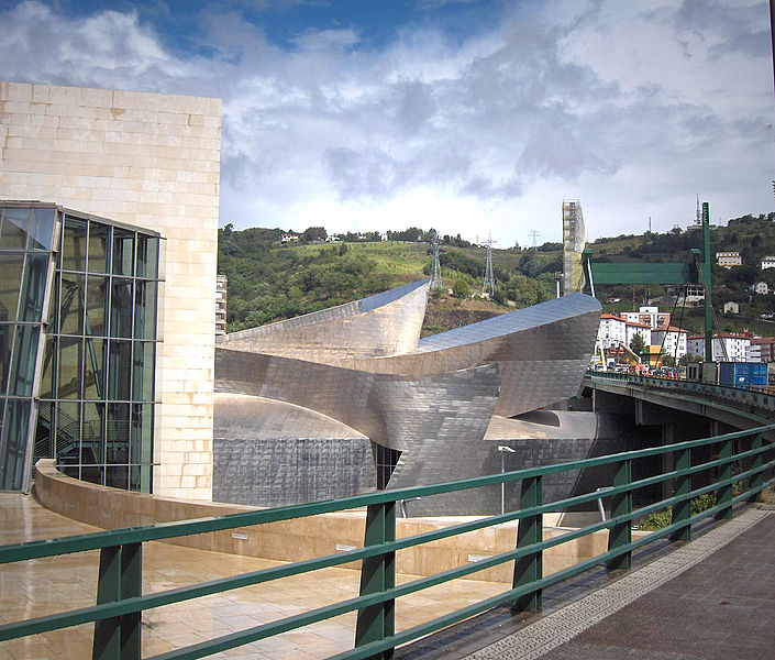 File:Bilbao.Guggenheim02.jpg