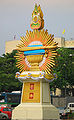 Phra Saeng Khan Chaiyasi représentée dans une avenue de Bangkok pour le soixantième anniversaire de l’accession au trône de Bhumibol Adulyadej en 2006.