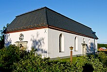 Ficheiro:Brunflo_kyrka-Side_view.jpg