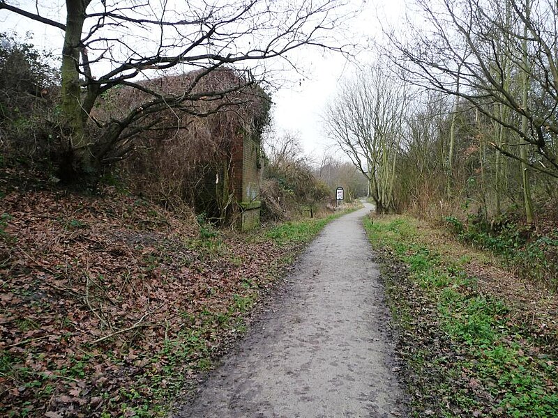 File:Buttress of a former railway bridge, along The Lines - geograph.org.uk - 3283261.jpg