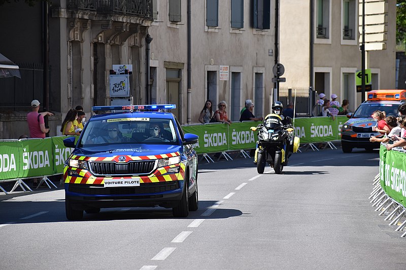 File:Carcassonne - Tour de France 2021 02.jpg