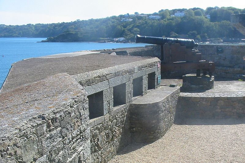 File:Castle Cornet 2009 u.jpg