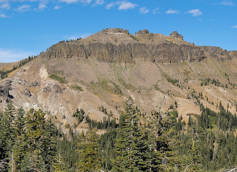 File:Castle Peak from Andesite Peak.jpg