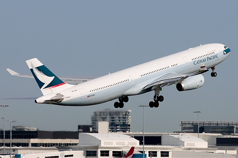 File:Cathay Pacific A330-300 (B-LAK) @ SYD, Sept 2011.jpg