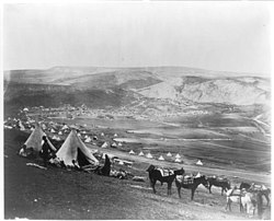 Kavaleri dekat kamp Balaklava 1855.3a34625r.jpg