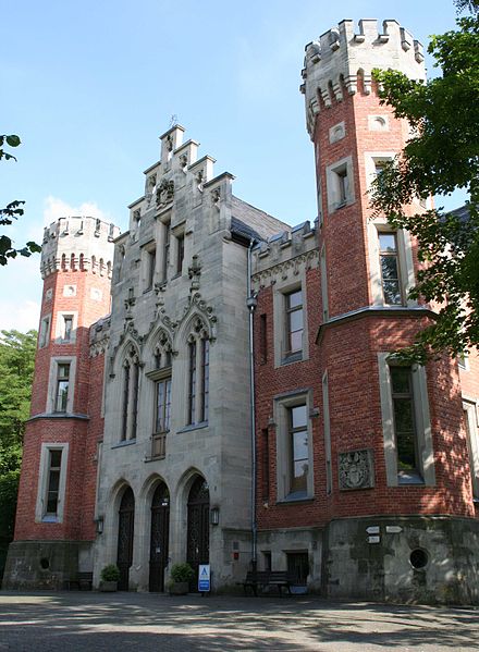 File:Coburg-Schloss-Ketschendorf.jpg