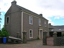 The Cuff farmhouse and entrance gateposts Cuff Farm and gates, Gateside.JPG