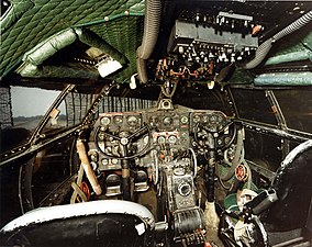 Cockpit av Curtiss C-46D Commando