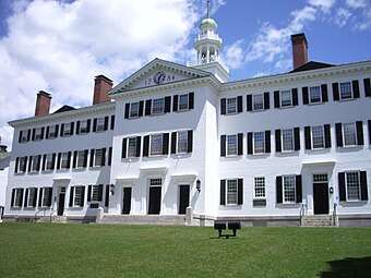 File:Dartmouth College campus 2007-06-23 Dartmouth Hall 02.JPG (Source: Wikimedia)