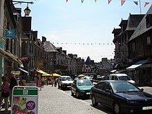 Dol-de-Bretagne - La Grande Rue.jpg