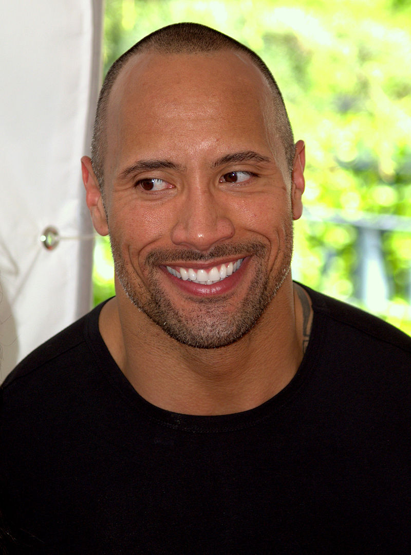 portrait of Dwayne thé rock Johnson with his eyebrow