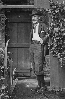 Edward Carpenter, influential British socialist within the Fabian Society, the Labour Party and an early LGBTI activist and theorist Edward Carpenter (1905).jpg