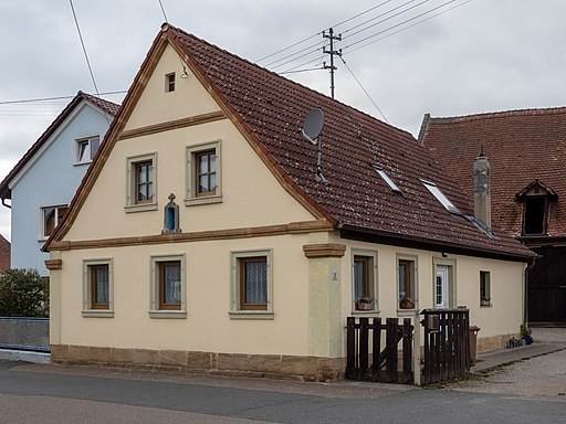 Erlach Bauernhaus 3280022