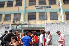 Municipal School Tasso da Silveira, in Realengo, on the day of the shooting Escola Tasso da Silveira (02).jpg