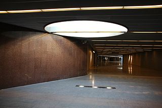 <span class="mw-page-title-main">Europa – Fira station</span> Railway station in Barcelona, Spain