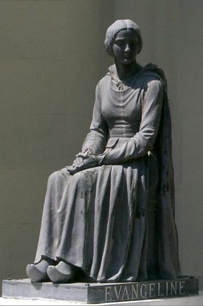 File:Evangeline statue St Martinville Louisiana closeup trim.jpg