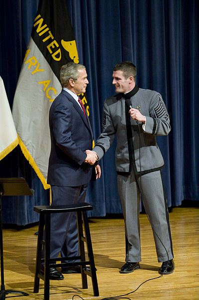 File:Flickr - The U.S. Army - Introducing The President.jpg