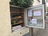 Food sharing in Sigmaringen, Germany 03.jpg