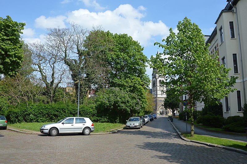 File:Funkplatz (Dessau).jpg