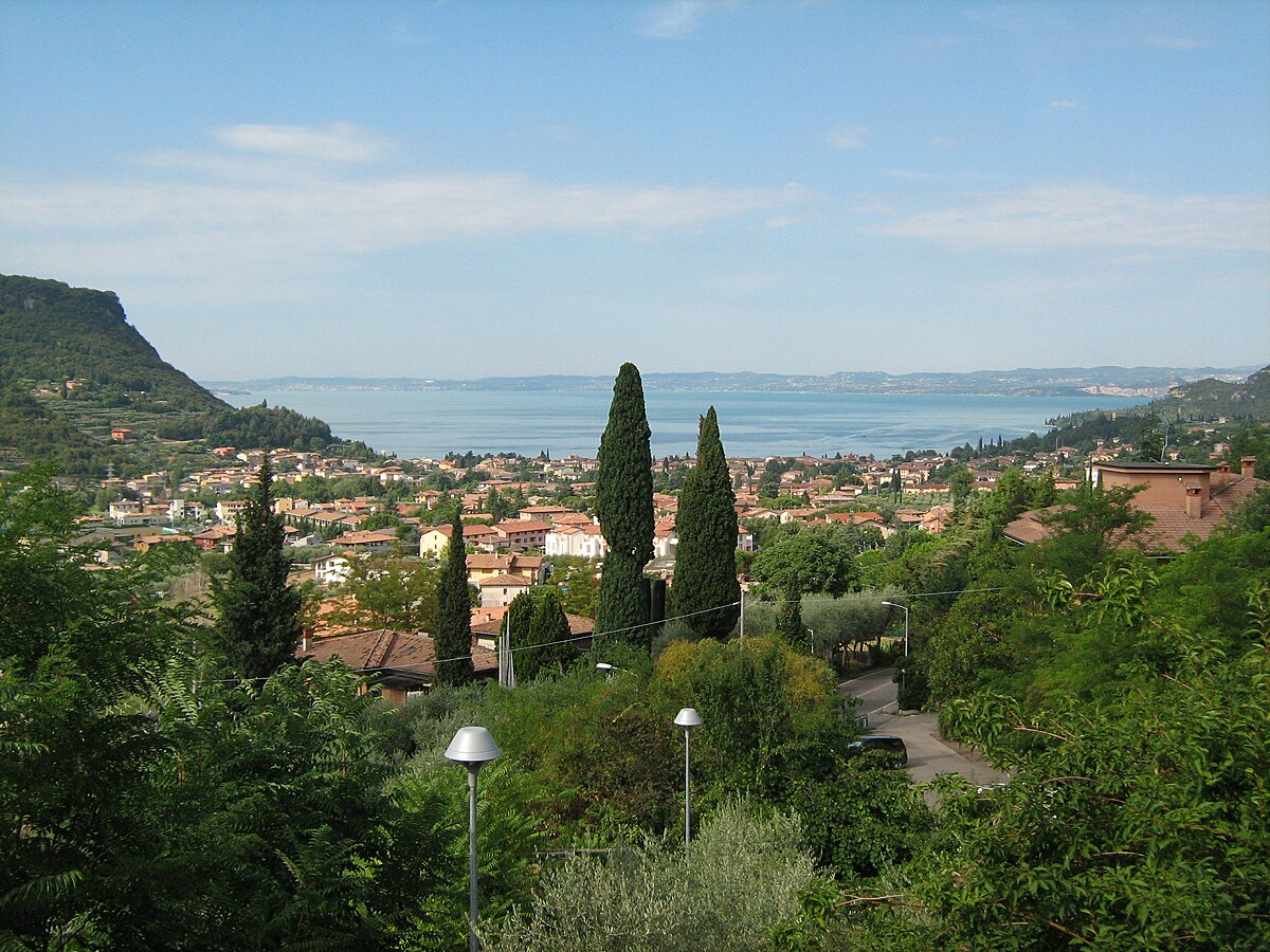 ガルダ (イタリア) - Wikipedia