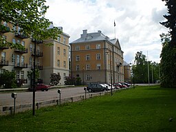Kasern Lund i förgrunden, nu bostäder, det tidigare Kanslihuset i mitten.