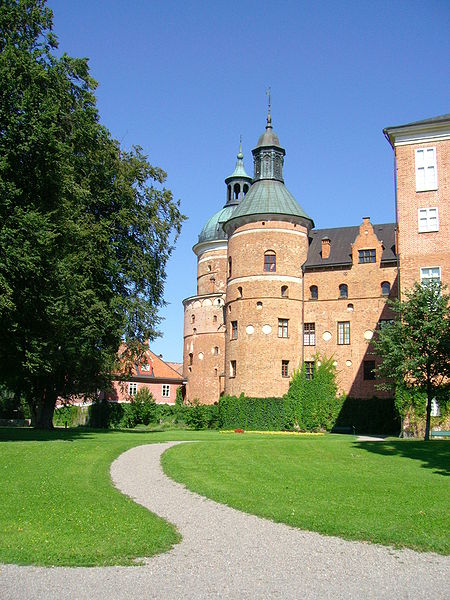 File:Gripsholm Castle.jpg