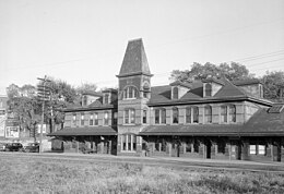 Hagerstown station, built c. 1883 Hagerstown RR Station 1937.jpg