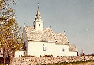 Hem kirke.jpg