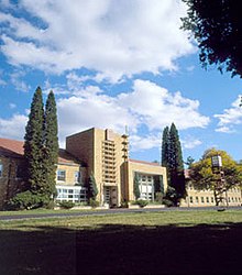 Main building of the Himalayan Institute's headquarters, Pennsylvania HimalayanInstituteHeadquarters.jpg