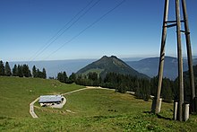 Blick von der Hinterbergalpe auf die Südseite des Staufens