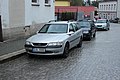 Čeština: Automobil Opel v Humpolci.