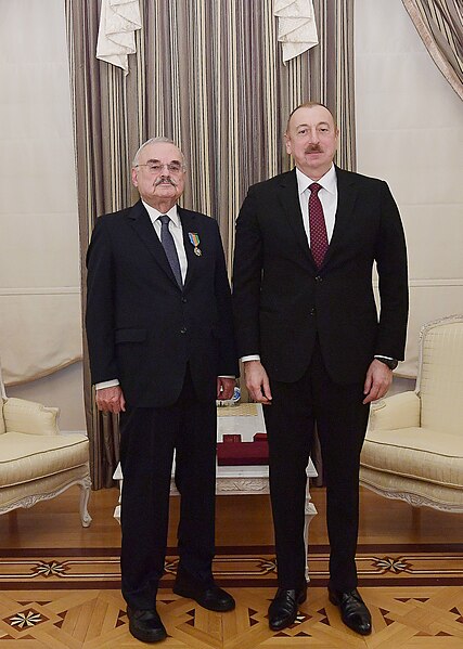 File:Ilham Aliyev presented Order “For Service to Motherland” 1st Class to Artur Rasizade 02.jpg