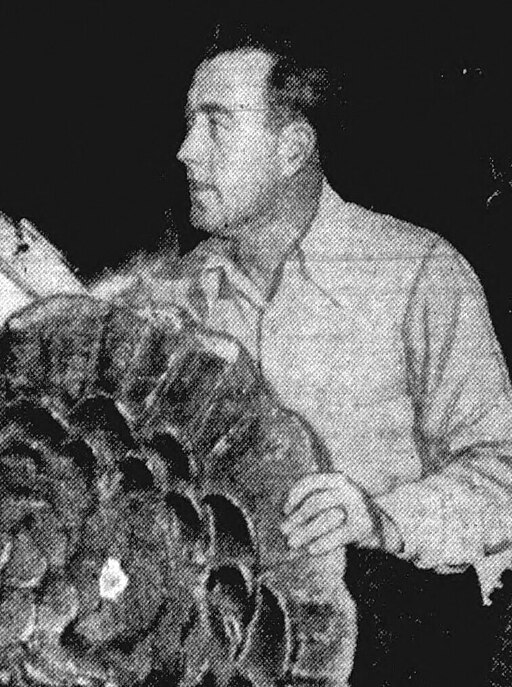 Johnnie Tolan 1950 (cropped)