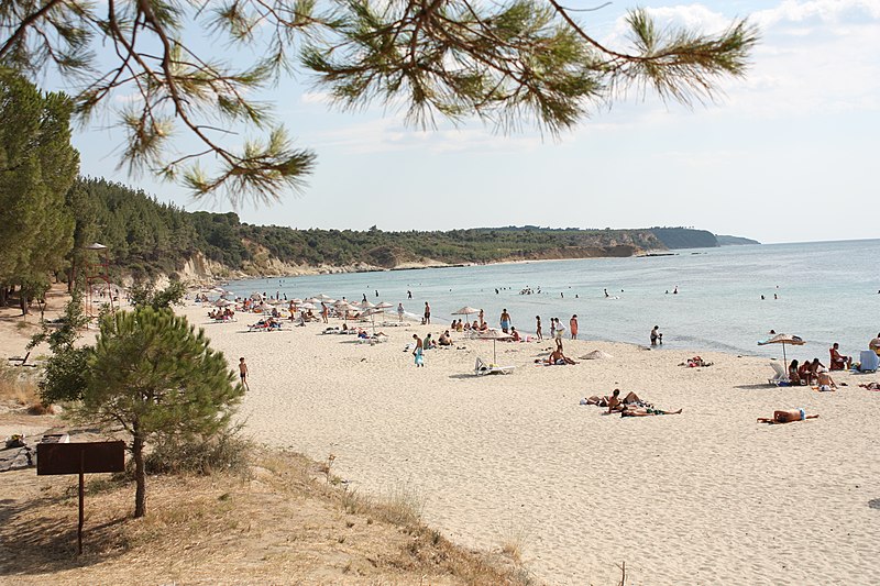 File:Kabatepe beach - panoramio.jpg