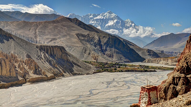 File:Kali Gandaki riverbed in Nepal's Upper Mustang.jpg