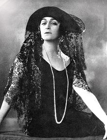 Karenne Diana fotoğraf 1917.jpg