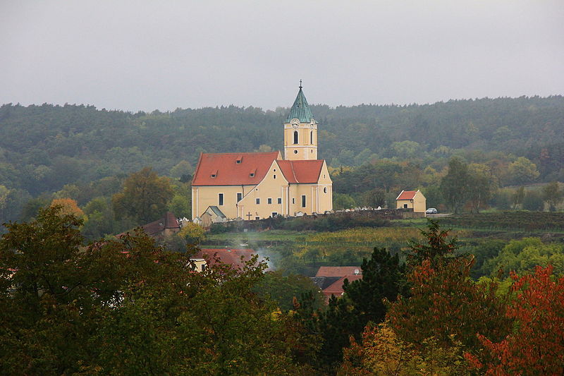 File:Kirche Schiltern 1082.JPG