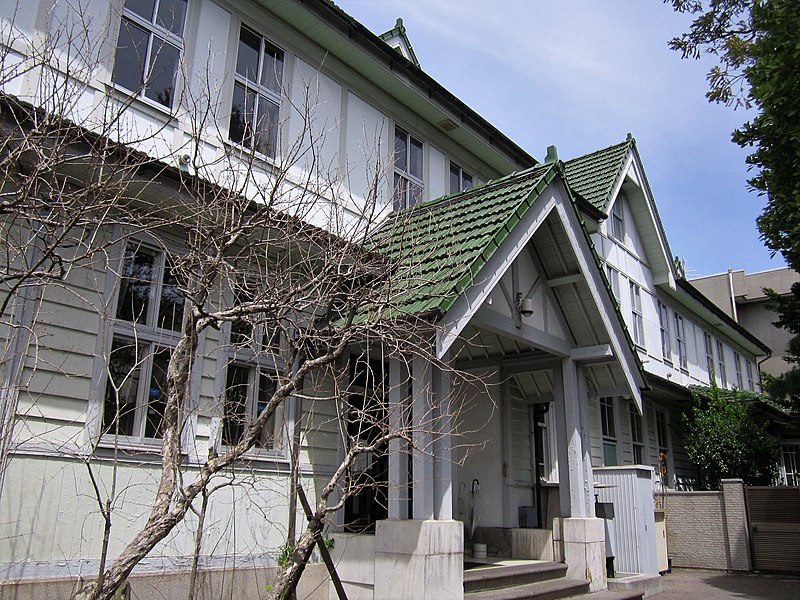 File:Komoro Hospital 03.jpg