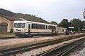 Dieseltriebwagen der Chemins de fer de la Corse im Bahnhof Ponte Leccia