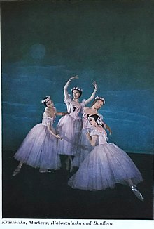 PKrassovska, Markova, Riabouchinska und Danilova im Ballett,