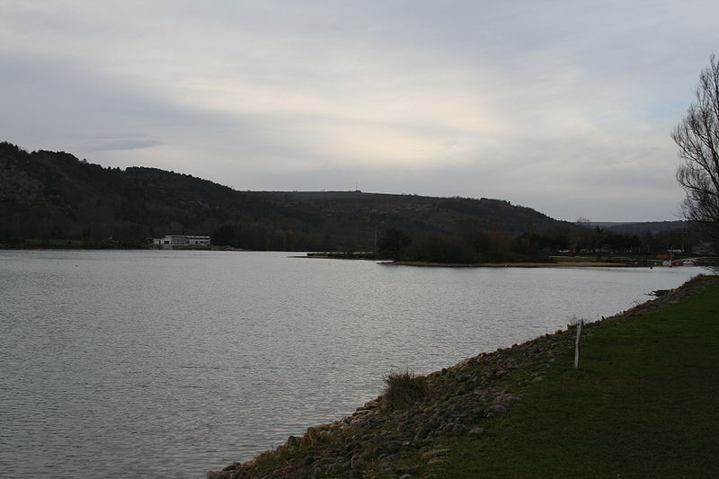 File:Lac-kir dijon2.jpg